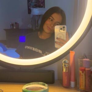 Meet your Posher, Ava